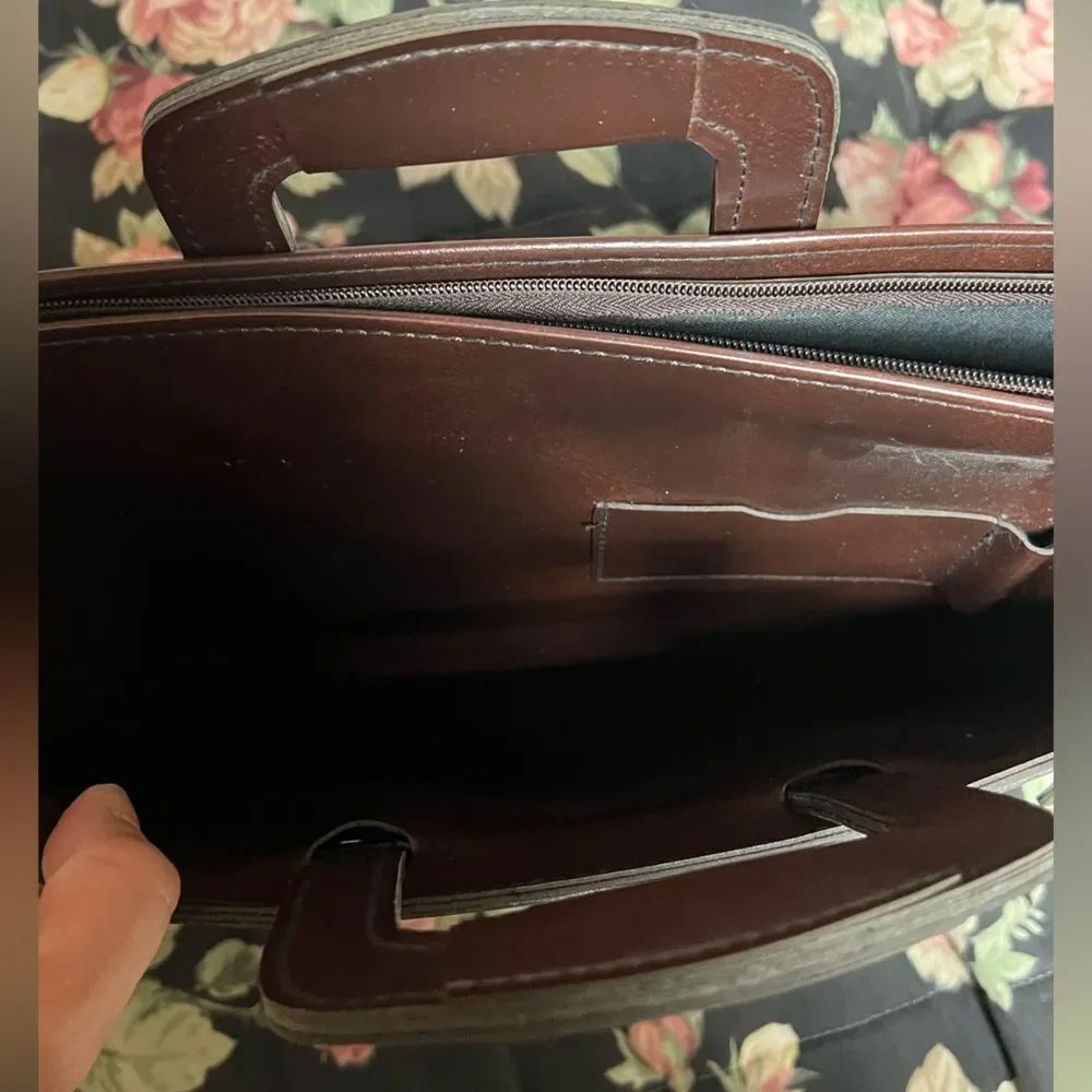 EUC Vintage Airway Briefcase